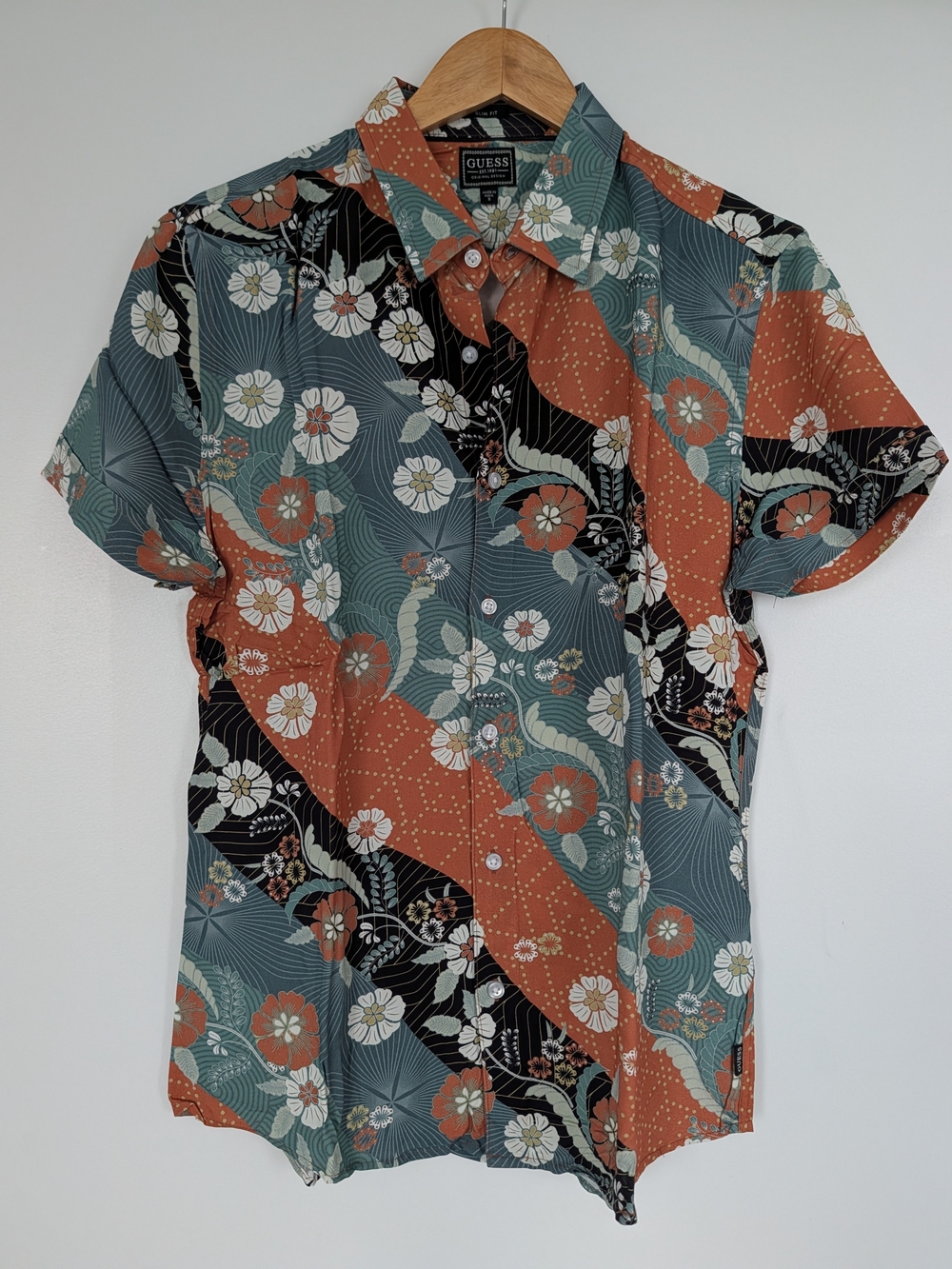 GUESS Men's Short-Sleeve Floral Button-Down Shirt in Teal, Rust & Black
